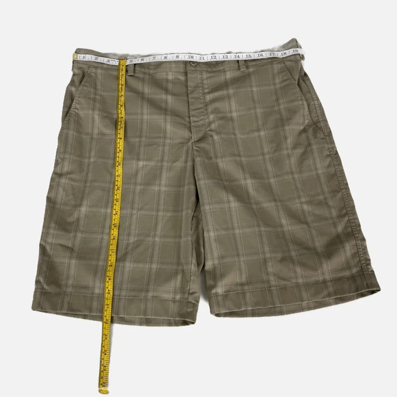 Nike Men’s Golf Shorts Nike FitDry Size 38 Plaid Tan - Picture 8 of 9